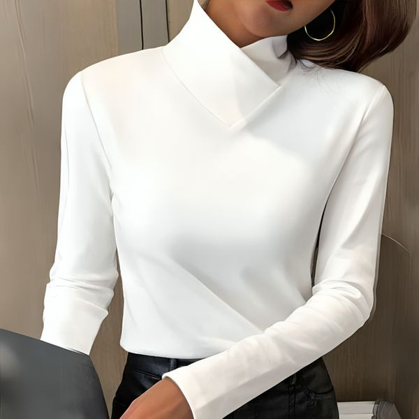 ROSE | Elegant Turtleneck Fit